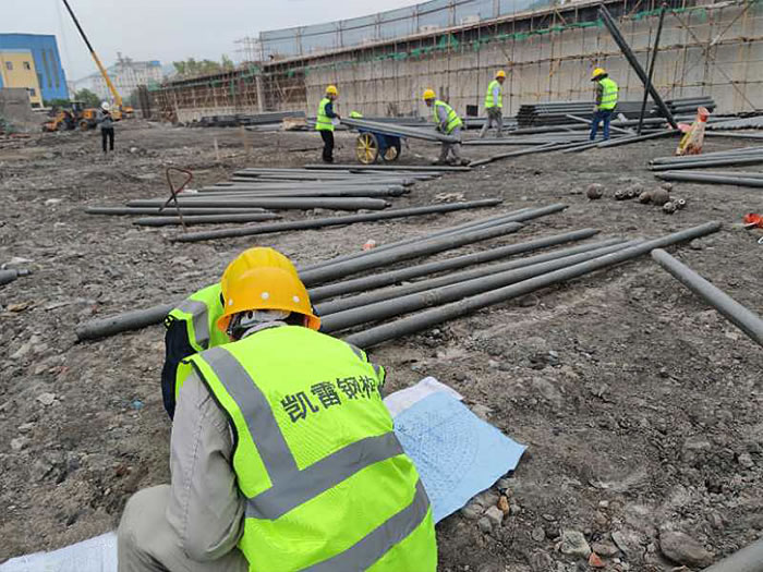 滕州螺栓球网架结构